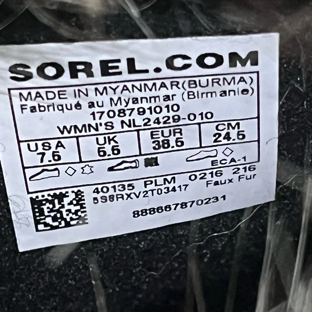 SOREL JOAN OF ARTIC Black Faux Fur-Trim Winter Lace-Up WATERPROOF Boots WM 7.5”
